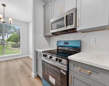 8205 Sands Point Drive - Photo Thumbnail 5