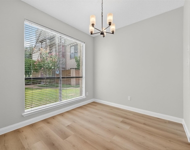 8205 Sands Point Drive - Photo Thumbnail 2