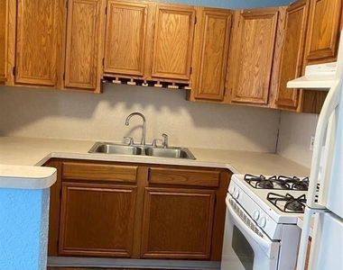 3614 Yale Street - Photo Thumbnail 7