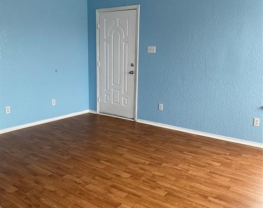 3614 Yale Street - Photo Thumbnail 5