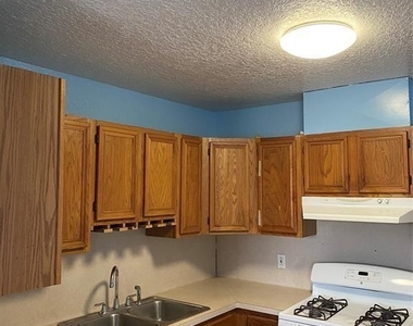 3614 Yale Street - Photo Thumbnail 6