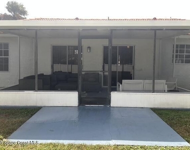 4270 Fairfax Street E - Photo Thumbnail 20