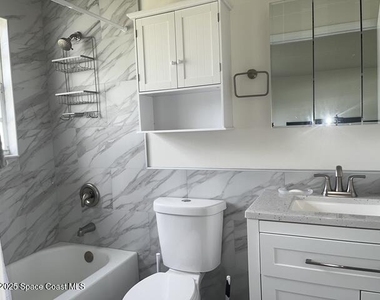 4270 Fairfax Street E - Photo Thumbnail 9