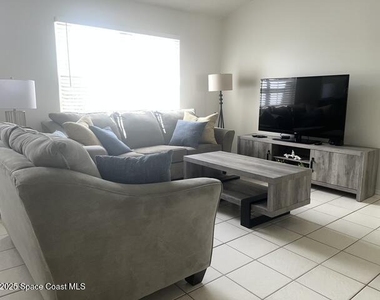 4270 Fairfax Street E - Photo Thumbnail 11