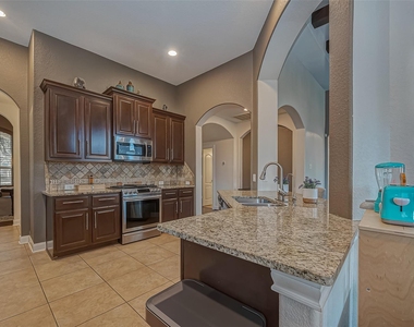 6306 Hidden Alley Drive - Photo Thumbnail 14