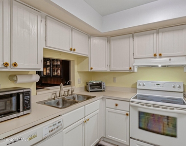 290 Paradise Boulevard - Photo Thumbnail 18