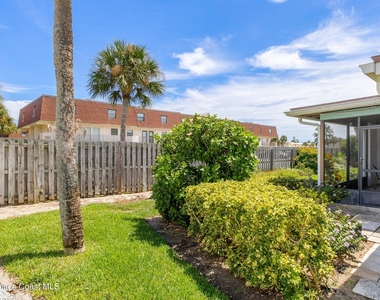 290 Paradise Boulevard - Photo Thumbnail 8