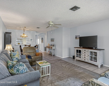 290 Paradise Boulevard - Photo Thumbnail 27