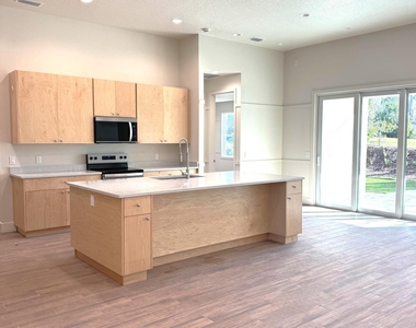 2891 Edington Drive - Photo Thumbnail 12