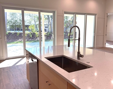 2891 Edington Drive - Photo Thumbnail 13