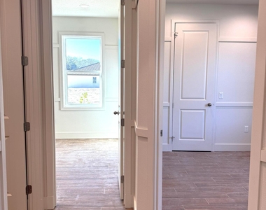 2891 Edington Drive - Photo Thumbnail 7