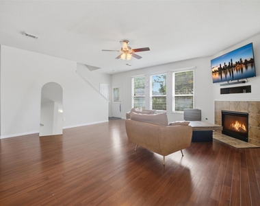 5034 Forest Hurst Drive - Photo Thumbnail 19