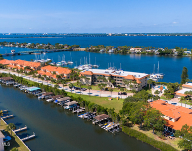 18 Marina Isles Boulevard - Photo Thumbnail 32