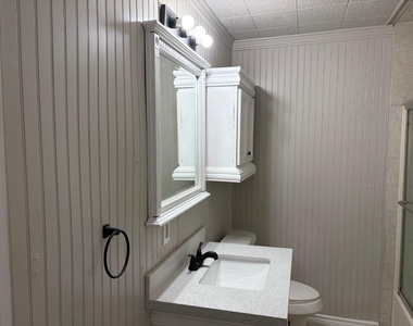 3150 Roberts Street - Photo Thumbnail 11