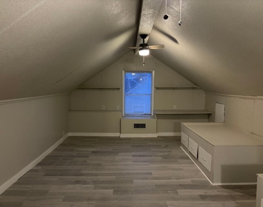 3150 Roberts Street - Photo Thumbnail 8