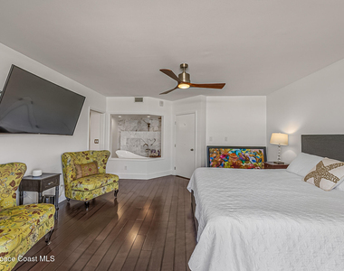 7415 Aquarina Beach Drive - Photo Thumbnail 26
