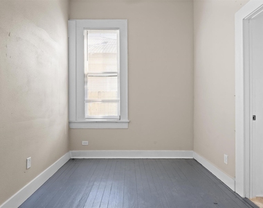 715 Porter Street - Photo Thumbnail 7