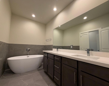5915 Haring Lane - Photo Thumbnail 5