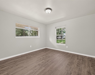 611 Dogwood Trail - Photo Thumbnail 10