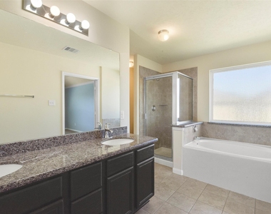 11711 Red Hummingbird Drive - Photo Thumbnail 29