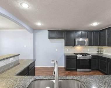 11711 Red Hummingbird Drive - Photo Thumbnail 13