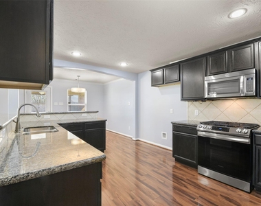 11711 Red Hummingbird Drive - Photo Thumbnail 11