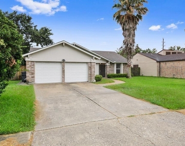 2811 Broad Haven Drive - Photo Thumbnail 1