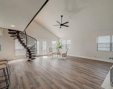 976 Bonita Street - Photo Thumbnail 26