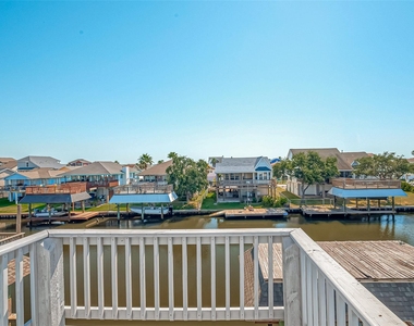 976 Bonita Street - Photo Thumbnail 40