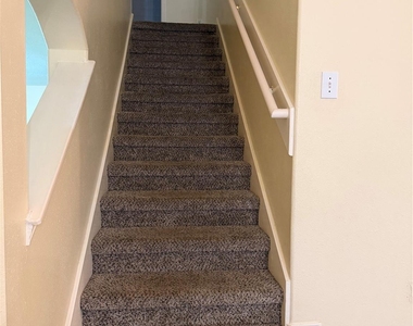 3031 Peerless Pass Ct - Photo Thumbnail 7