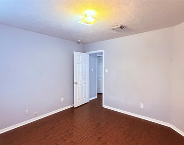 19407 Billineys Park Drive - Photo Thumbnail 16