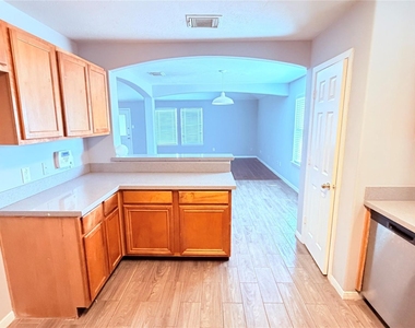19407 Billineys Park Drive - Photo Thumbnail 6