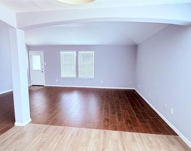 19407 Billineys Park Drive - Photo Thumbnail 8