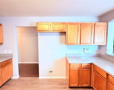 19407 Billineys Park Drive - Photo Thumbnail 7