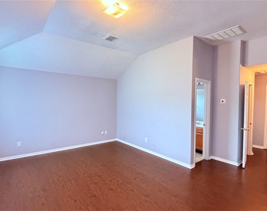 19407 Billineys Park Drive - Photo Thumbnail 21