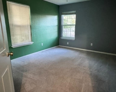 18934 Jodywood Drive - Photo Thumbnail 13
