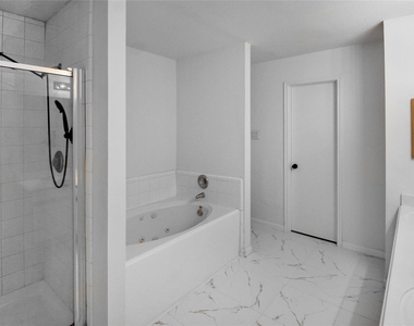 511 Chaseway Drive - Photo Thumbnail 16