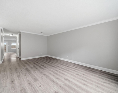 14535 Misty Meadow Lane - Photo Thumbnail 18