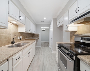 14535 Misty Meadow Lane - Photo Thumbnail 4