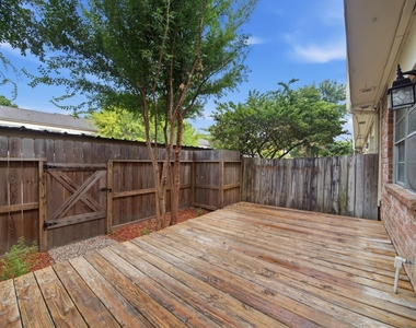 14535 Misty Meadow Lane - Photo Thumbnail 34