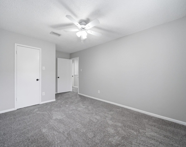 14535 Misty Meadow Lane - Photo Thumbnail 26