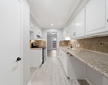 14535 Misty Meadow Lane - Photo Thumbnail 6