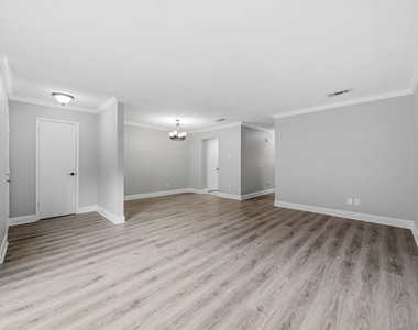 14535 Misty Meadow Lane - Photo Thumbnail 9