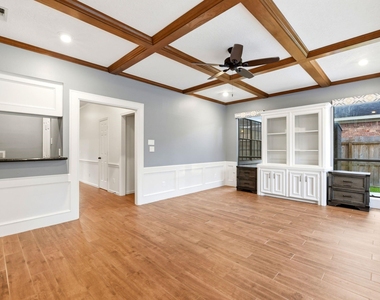 5626 Spring Lodge Drive - Photo Thumbnail 18