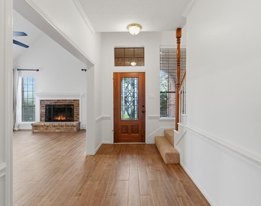 5626 Spring Lodge Drive - Photo Thumbnail 5