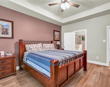 411 S Amherst Drive - Photo Thumbnail 17