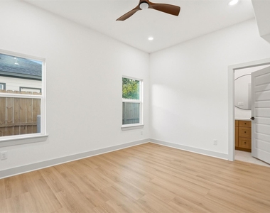 9819 Turnbow Street - Photo Thumbnail 16