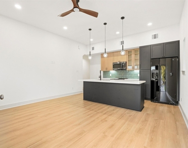 9819 Turnbow Street - Photo Thumbnail 4