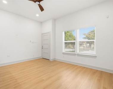 9819 Turnbow Street - Photo Thumbnail 13