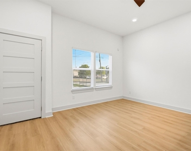 9819 Turnbow Street - Photo Thumbnail 14
